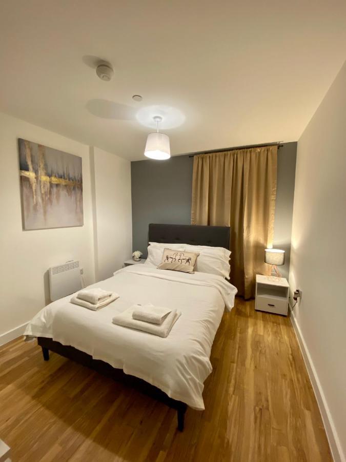 Hallsphere - Stunning Apartment Salford Quays Manchester Luaran gambar