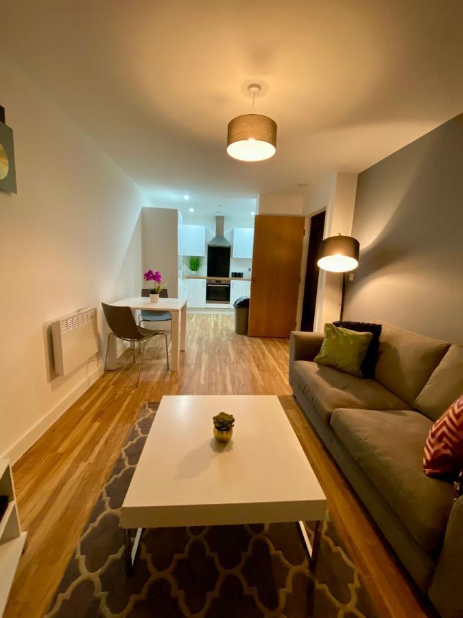 Hallsphere - Stunning Apartment Salford Quays Manchester Luaran gambar