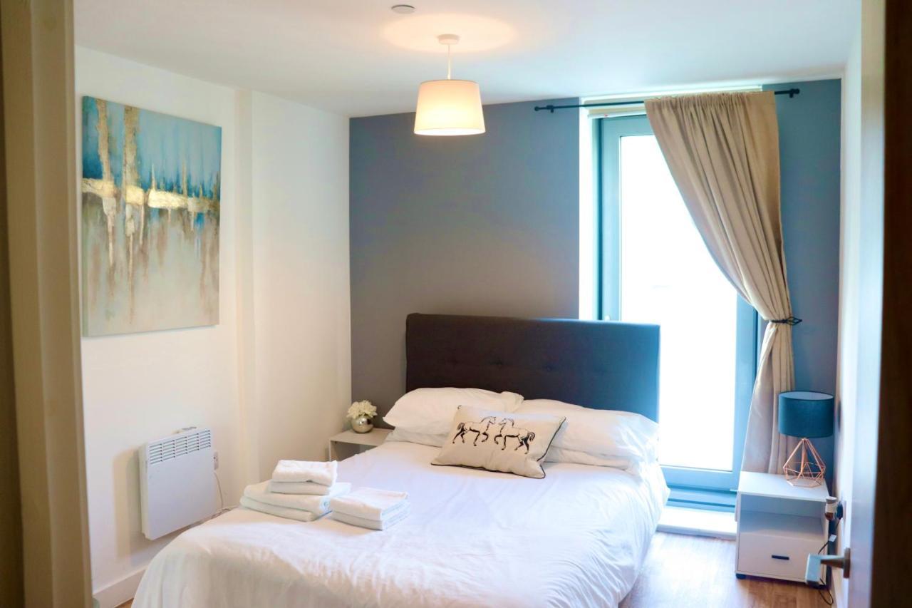 Hallsphere - Stunning Apartment Salford Quays Manchester Luaran gambar