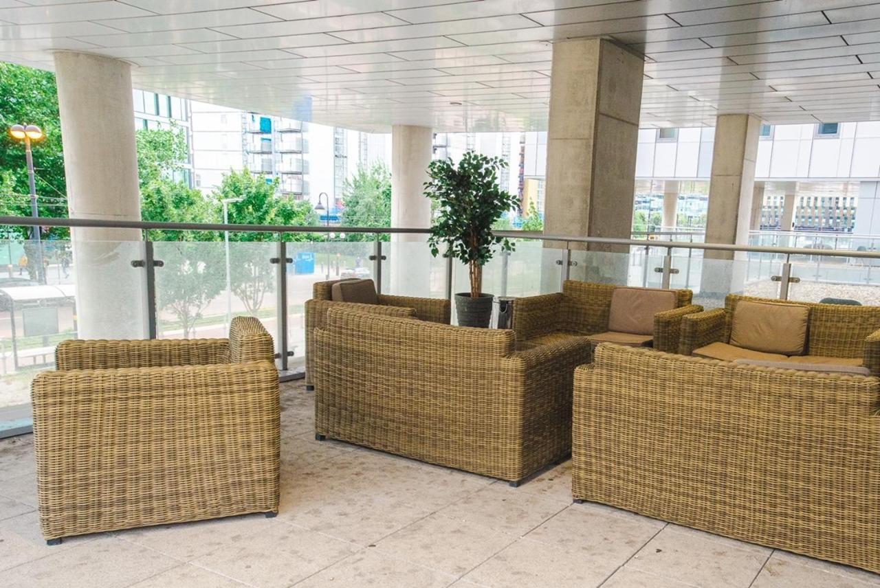 Hallsphere - Stunning Apartment Salford Quays Manchester Luaran gambar