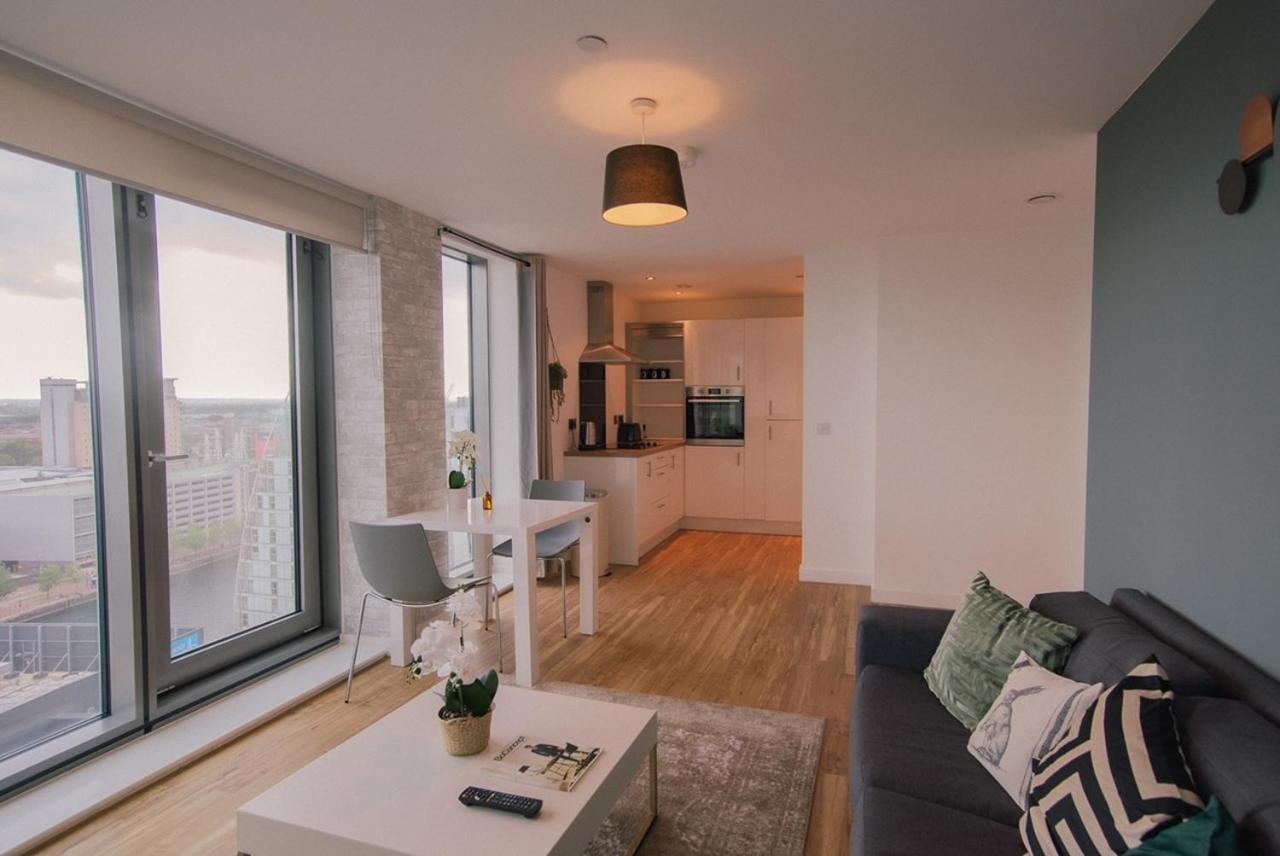 Hallsphere - Stunning Apartment Salford Quays Manchester Luaran gambar