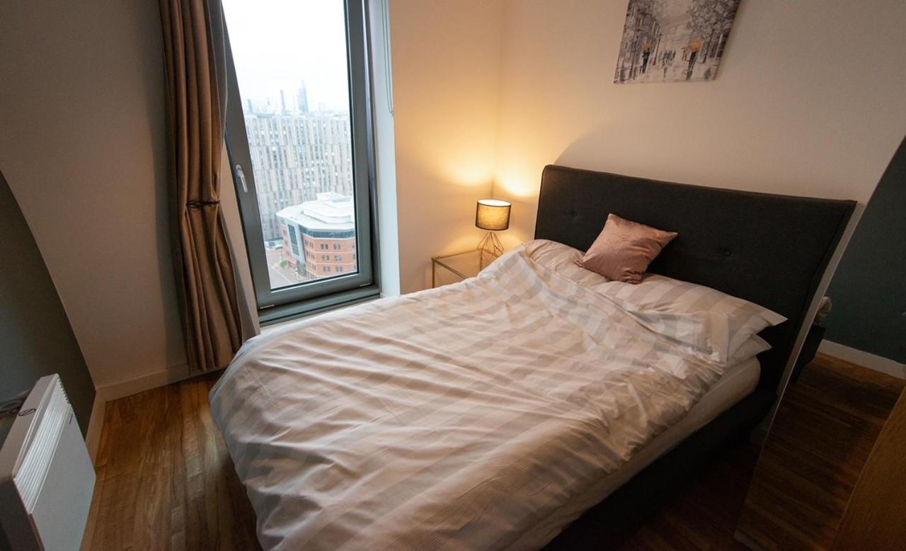 Hallsphere - Stunning Apartment Salford Quays Manchester Luaran gambar