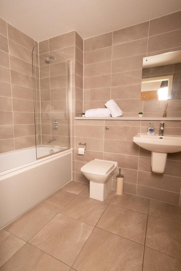 Hallsphere - Stunning Apartment Salford Quays Manchester Luaran gambar